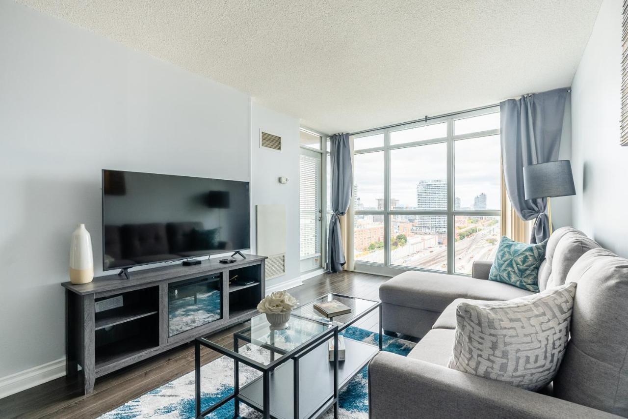Globalstay Yonge St Condos Торонто Екстериор снимка