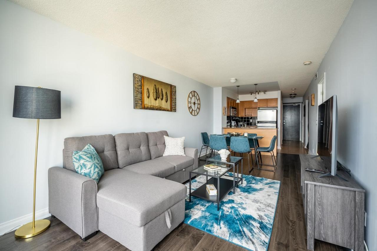 Globalstay Yonge St Condos Торонто Екстериор снимка