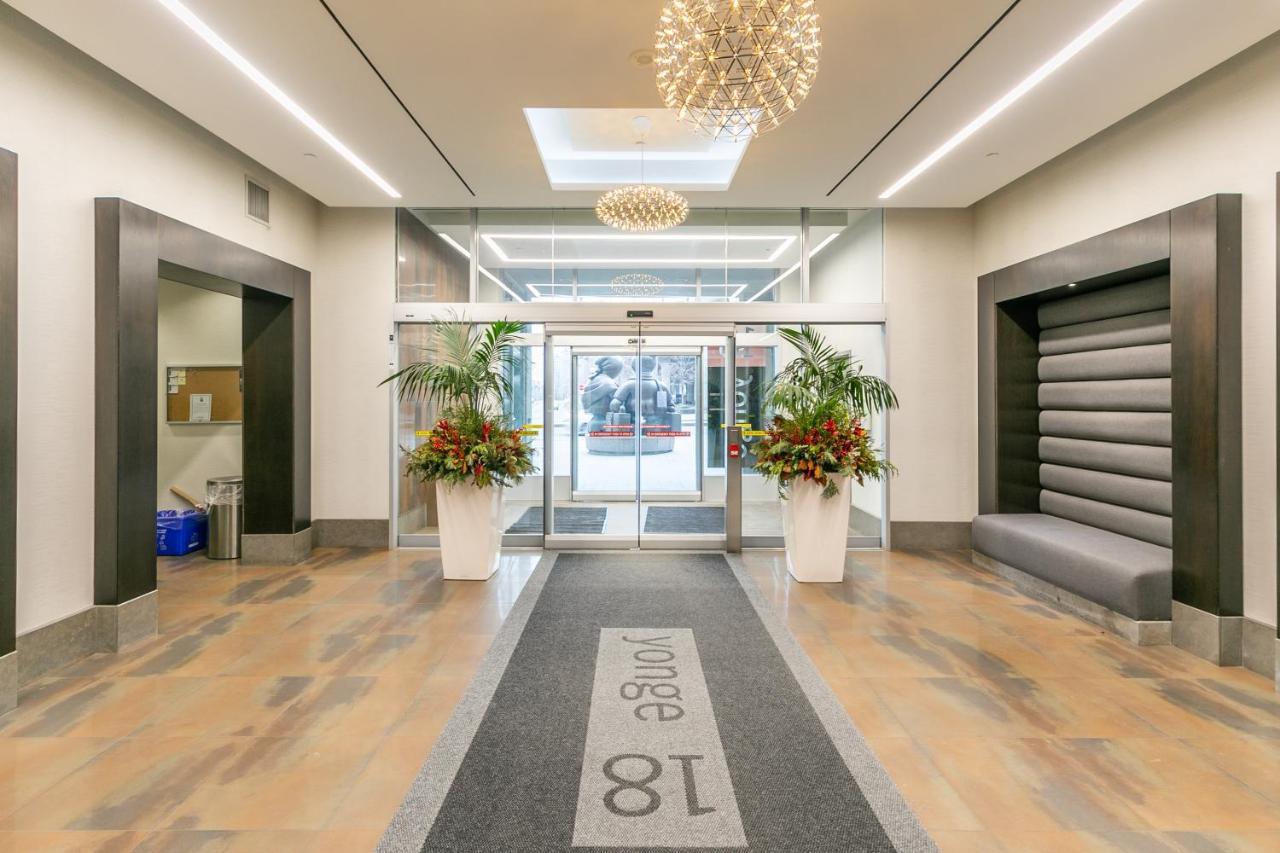 Globalstay Yonge St Condos Торонто Екстериор снимка