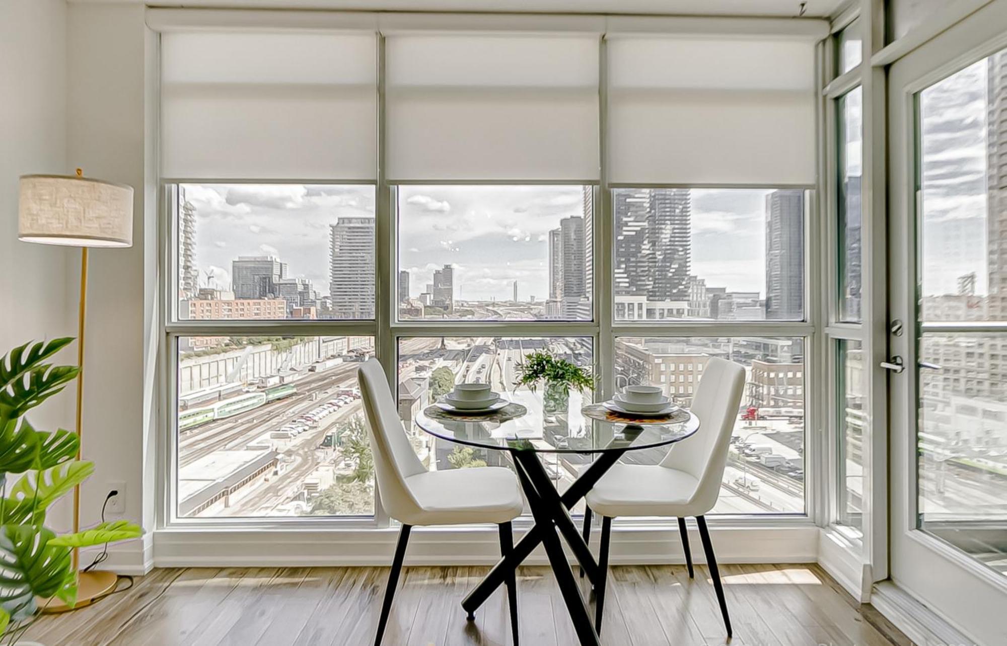 Globalstay Yonge St Condos Торонто Екстериор снимка