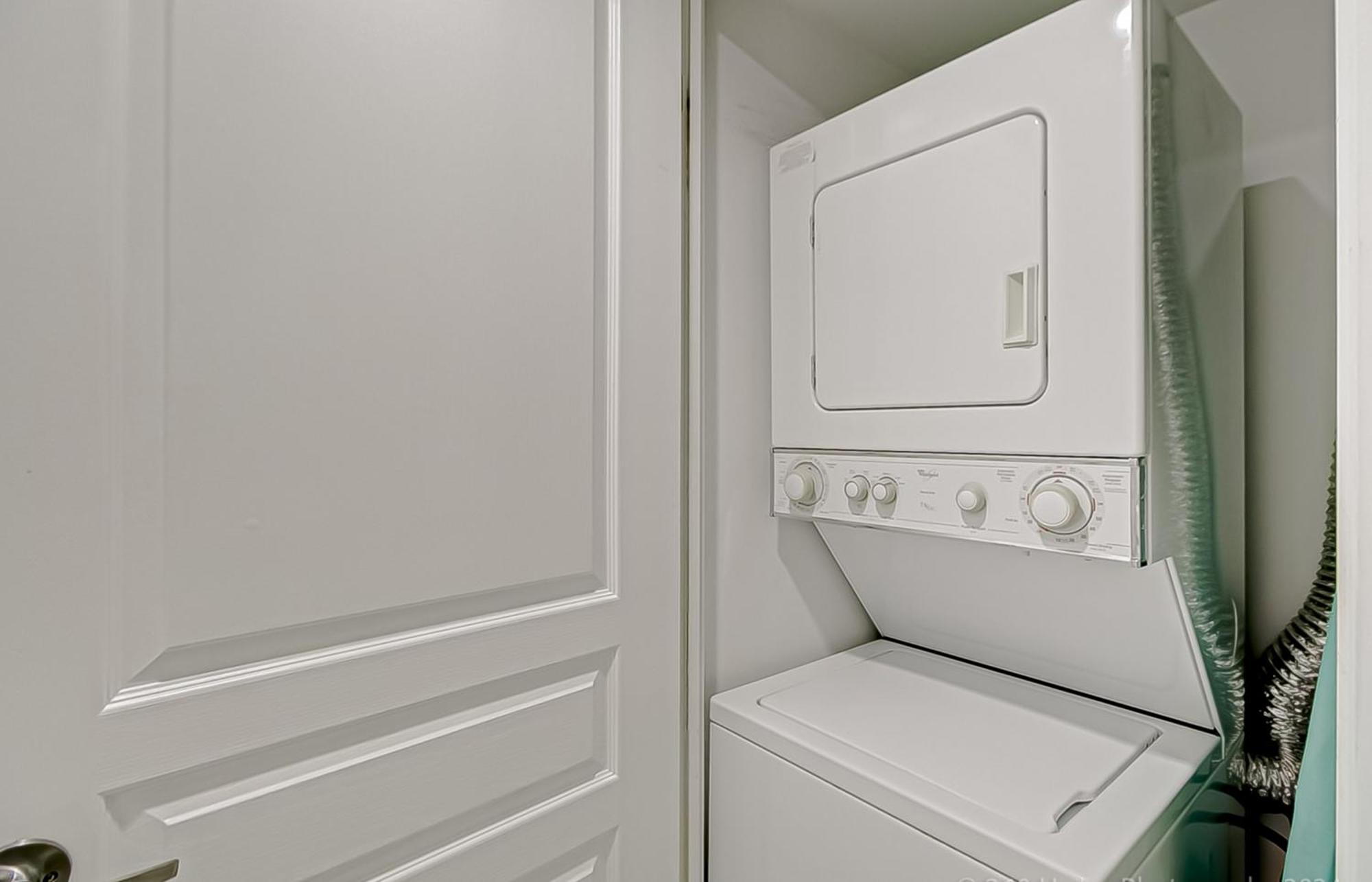 Globalstay Yonge St Condos Торонто Екстериор снимка