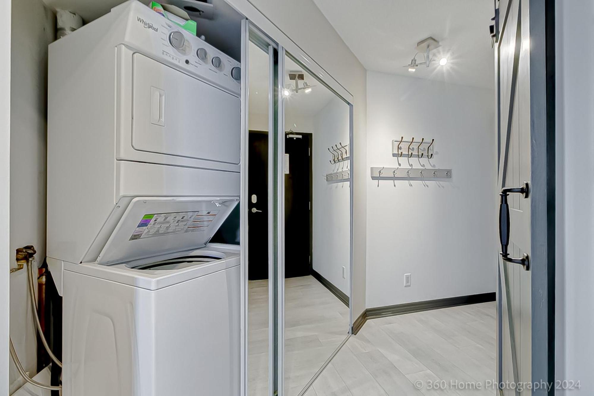 Globalstay Yonge St Condos Торонто Екстериор снимка