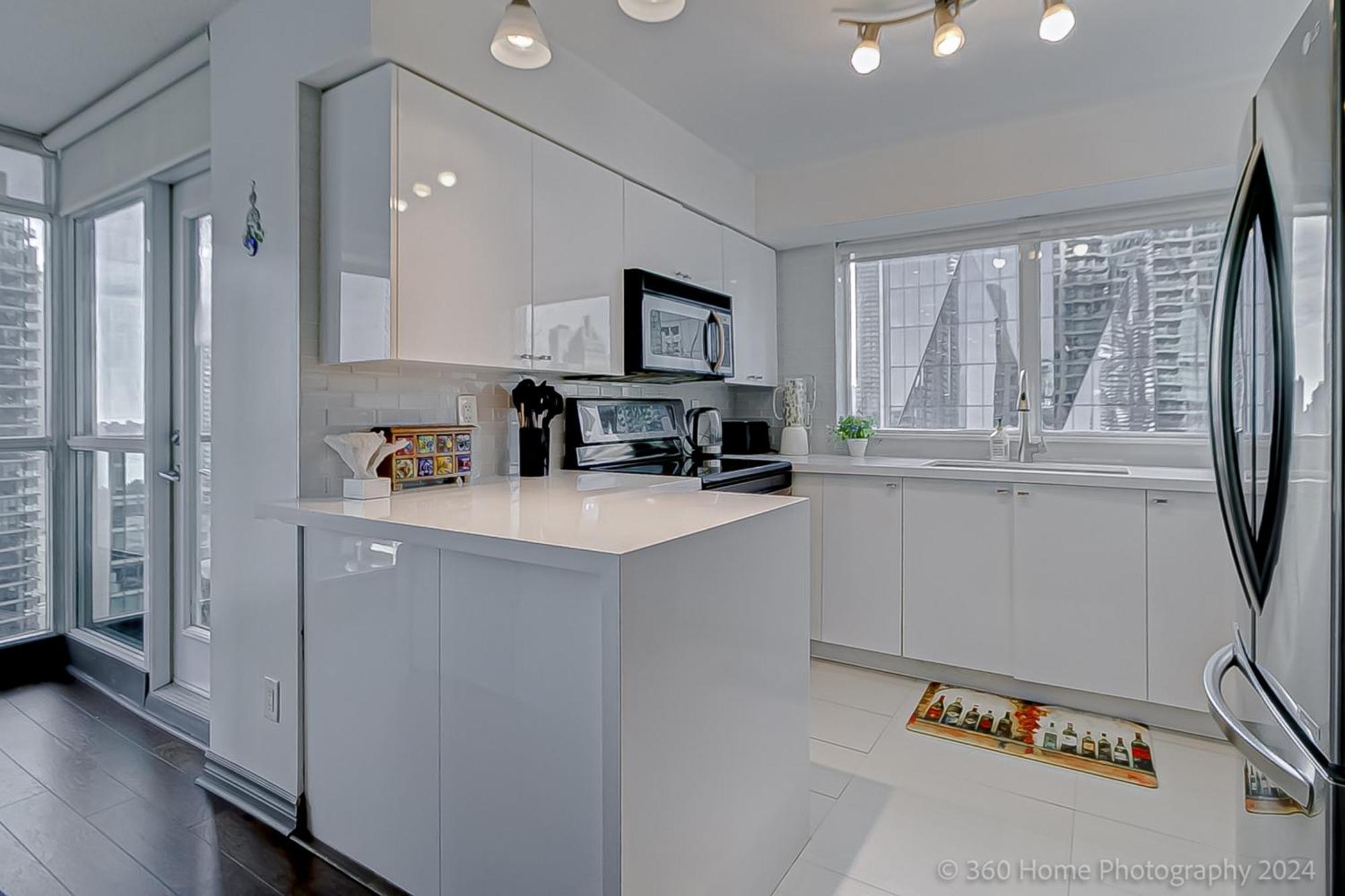 Globalstay Yonge St Condos Торонто Екстериор снимка
