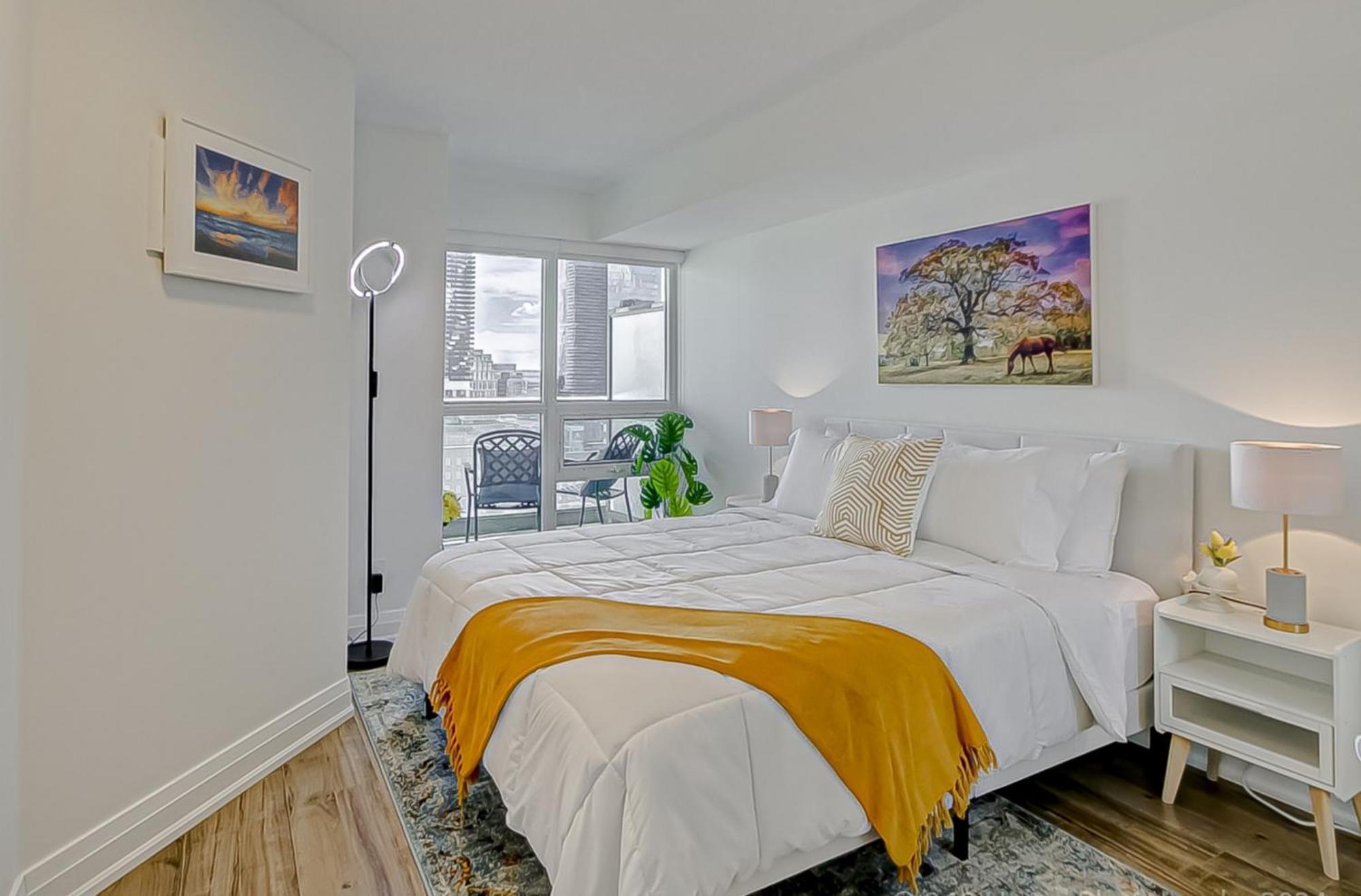 Globalstay Yonge St Condos Торонто Екстериор снимка