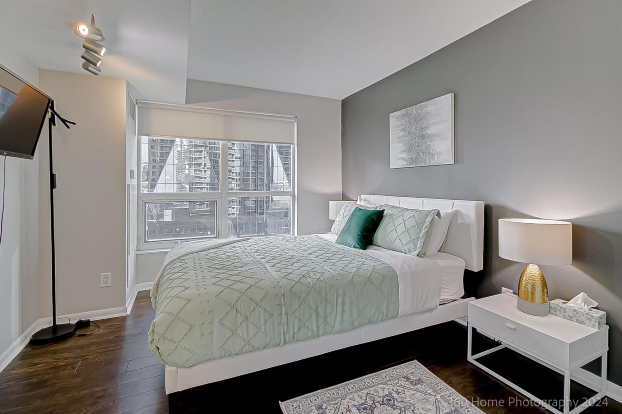 Globalstay Yonge St Condos Торонто Екстериор снимка