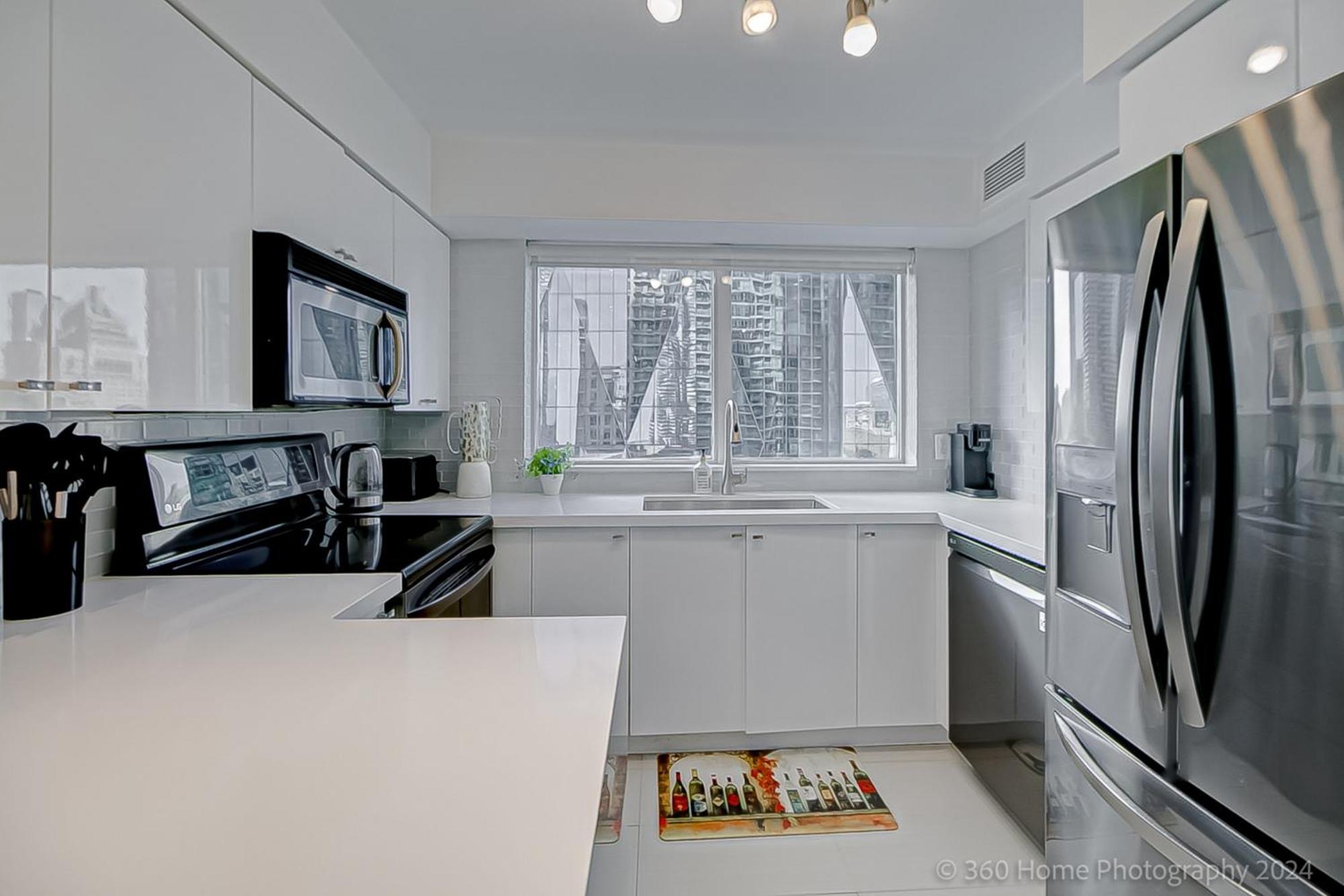 Globalstay Yonge St Condos Торонто Екстериор снимка